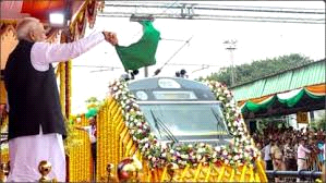 केरल, तमिलनाडु-कर्नाटक को जोड़ेगी पहली सेमी-हाई स्पीड ट्रेन, तेज और आरामदायक सफर
