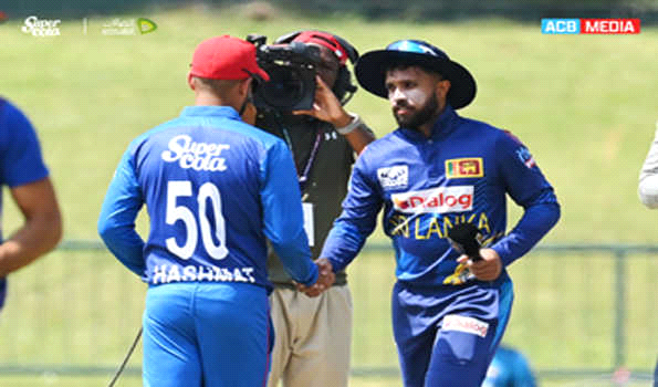 श्रीलंका ने टॉस जीतकर पहले बल्लेबाजी करने का फैसला किया