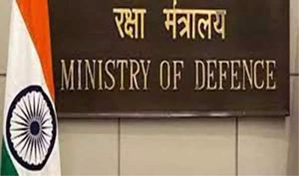 रक्षा मंत्रालय ने 39125 करोड़ रूपये के पांच अनुबंधों पर हस्ताक्षर किये