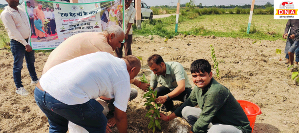 धरती हरा-भरा रखने के लिए मां के नाम एक पेड़ जरूर लगायें : रवि सिंह