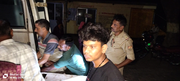 दो बाइको की भिड़ंत में तीन घायल दो की हालत गंभीर रेफर 