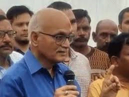 निजीकरण का विफल प्रयोग गरीब जनता पर न थोपे सरकार : शैलेन्द्र दुबे