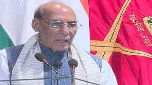 लंबी लड़ाई के लिए तैयार रहे सेनाएं,जीत के लिए प्रौद्योगिकी और रणनीति में महारत जरूरी: राजनाथ