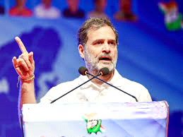 चुनाव आयोग के जरिए लोकतंत्र को खत्म करना चाहती है भाजपा