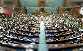लोकसभा में अब तक 3 बिल पास 8 नए बिल पर चर्चा की उम्मीद