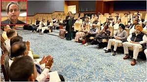 राहुल की सांसदों के साथ बैठक में नहीं पहुंचे थरूर