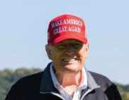 होर्मुज से 34 जहाज गुजरेः ट्रंप