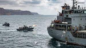 होर्मुज से गुजर रहे भारतीय जहाजों पर फायरिंग