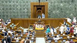 टीएमसी में बगावत से एनडीए को संसद में लाभ